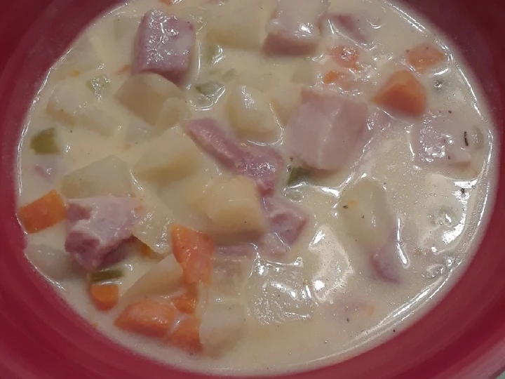Easy Steps Make Recipes Creamy Ham and Potato Soup the So Delicious Really Delicious.