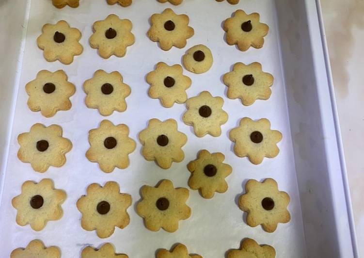 Simple Way to Make Homemade Butter cookies