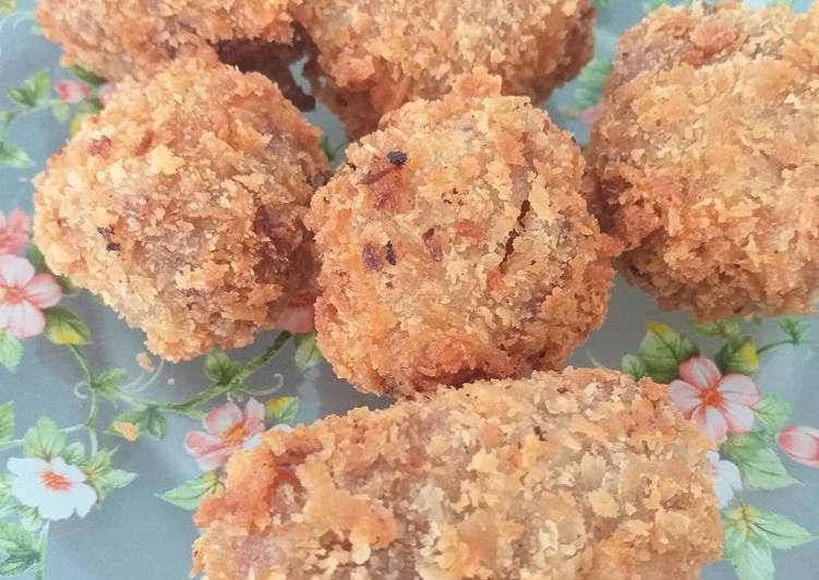 Cara Gampang Menyiapkan Kue keranjang goreng yang Bisa Manjain Lidah