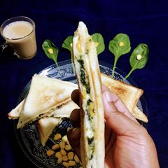 A picture of Corn Spinach Sandwich.