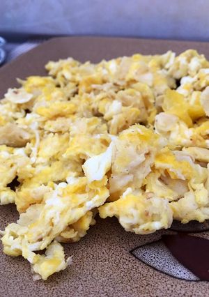 Una foto de Migas con huevo