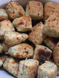 Una foto de Scones de queso SÚPER FÁCIL!
