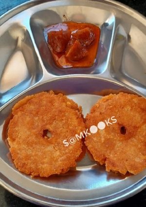 A picture of Traditional Thalipeeth - for Fasting.