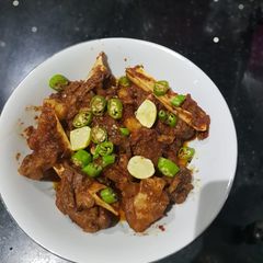 A picture of Peshawari namkeen gosht.