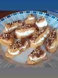 Éclair con crema di nocciole e panna