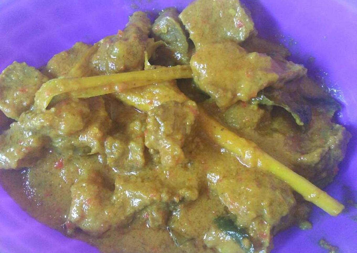 Rendang bumbu kuning pedas (daging kambing)