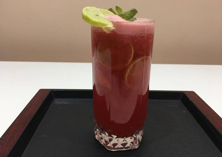 Recipe of Homemade Watermelon mojito