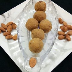 A picture of Besan Ki Pinni.