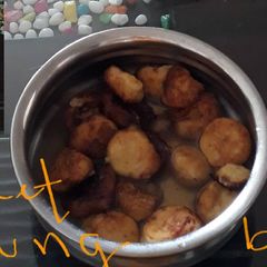 A picture of Sweet mung bada.