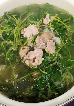 Hình của món Rau má nấu thịt.