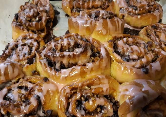 Vegan Friendly Hazelnut and Chocolate 'Chelsea Buns'