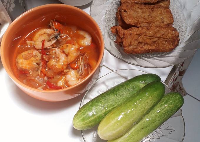 Cara Gampang Menyiapkan Udang Saus Padang yang Menggugah Selera