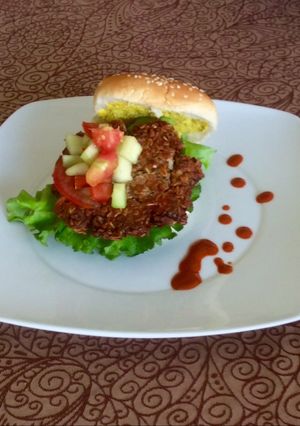 Una foto de Hamburguesa de nueces y almendras