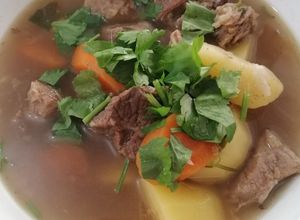 Gambar Sup Daging Simple