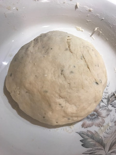 Una foto de Masa pizza sin levadura usando cerveza