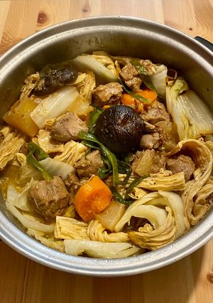 A picture of Hong Kong Style Lamb Shoulder Pot 港式羊腩煲.