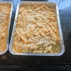 A picture of Buffalo Chicken Jalapeño Macaroni and Cheese.
