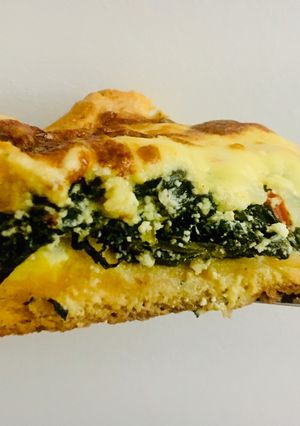 Una foto de TARTA DE ESPINACAS 🥬 Y RICOTA 🍚 (con masa casera)🥮😉😋❤️