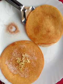 केला पैनकेक (Kela pancake recipe in hindi) रेसिपी मुख्य फोटो