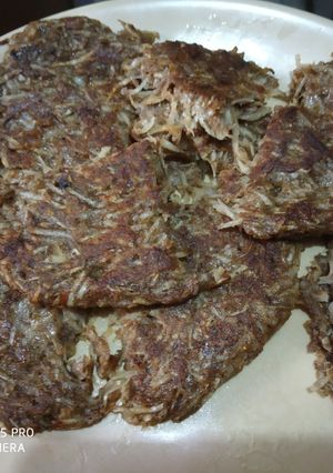 A picture of Kuttu and singhara flour tikkuoa.