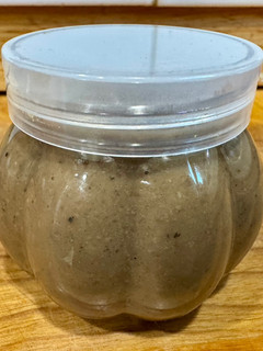 A picture of Lechon Sauce.