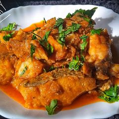 A picture of Fish curry.