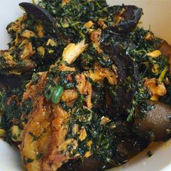 A picture of Vegetable soup with periwrinkle.