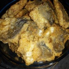 A picture of Fried fish.