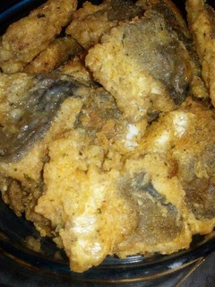 A picture of Fried fish.