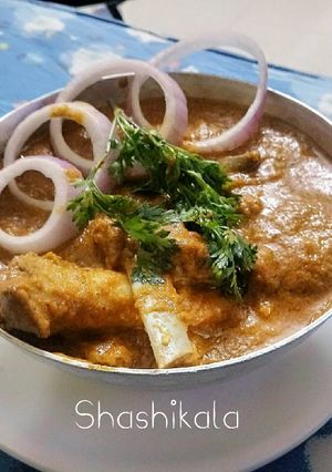A picture of Mutton curry.