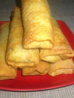 A picture of Spring rolls.