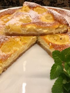 Una foto de Tarta de queso y piña, muy sencilla