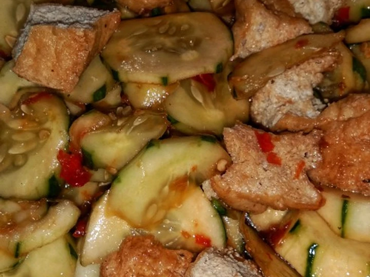 Langkah Mudah untuk Menyiapkan Resep  Tahu Timun bumbu rujak yang Enak, Bikin Ketagihan