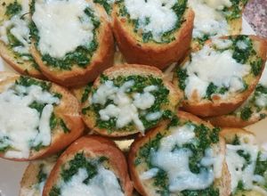 صورة لوصفة 🍞خبز الثوم والجبنة 🧀#مقبلات