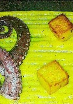 Foto di Polpo e patate in doppia consistenza