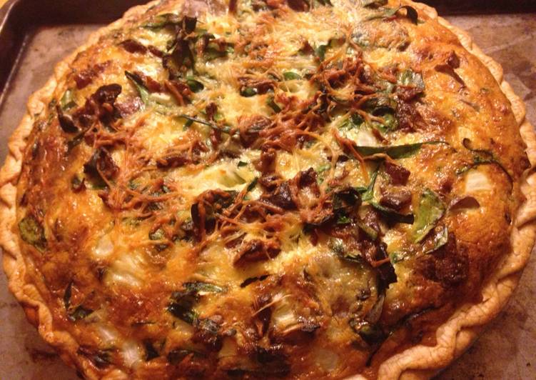 Simple Way to Make Super Quick Homemade Bacon,spinach and mushroom quiche