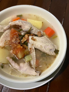 Foto resep Chicken wings and claw soup