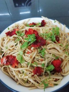 சிக்கன் சாமை நூடுல்ஸ்(chicken samai noodles recipe in tamil) செய்முறை முக்கிய புகைப்படம்