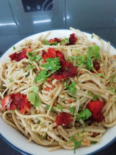 சிக்கன் சாமை நூடுல்ஸ்(chicken samai noodles recipe in tamil) செய்முறை முக்கிய புகைப்படம்