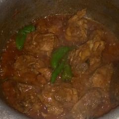 A picture of Tikka karahi.