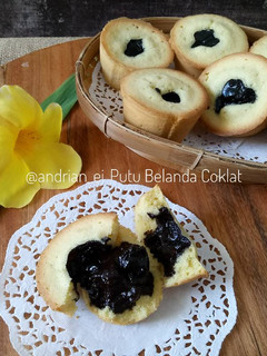 Foto resep Putu Belanda Coklat