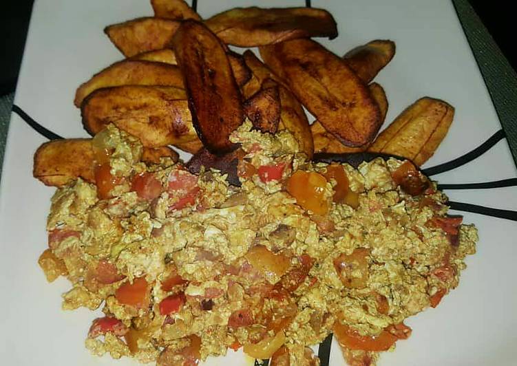 How to Prepare Super Quick Homemade Fried plantain and egg sauce