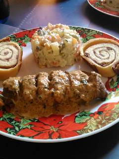 Una foto de Bisteck de res relleno de queso en salsa de Estragón