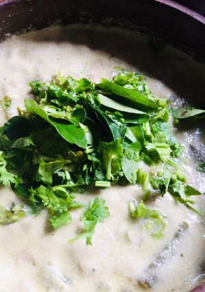 A picture of White kurma.
