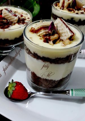 عکسی از دستور دسر بیسکوییتی لایه ای با کرم باتیسیر
