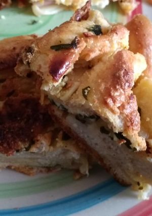 Una foto de Pan de ajo y perejil