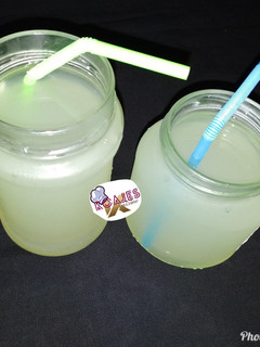 A picture of Lemonade.
