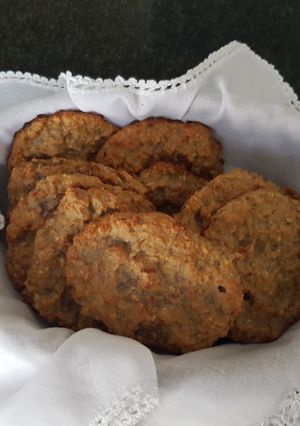 Una foto de Galletas de avena y plátano con miel 🍪🍌🍯