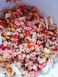 Ensalada de trigo bulgur, con arvejas,🍅, choclos y queso 🧡