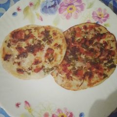 A picture of Oats Uttapam.